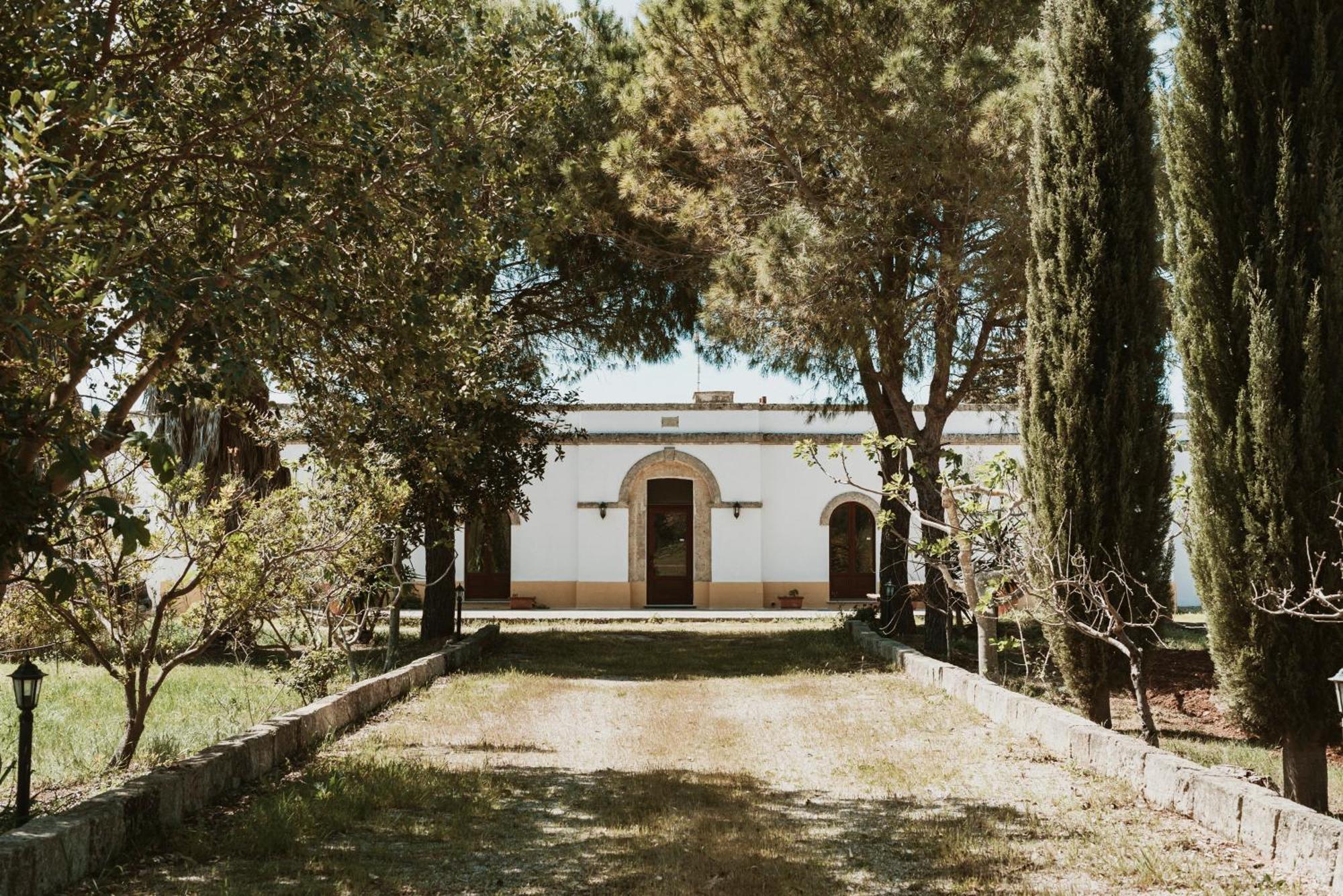 סאלבה Bio-Agriturismo Masseria La Palombara מראה חיצוני תמונה