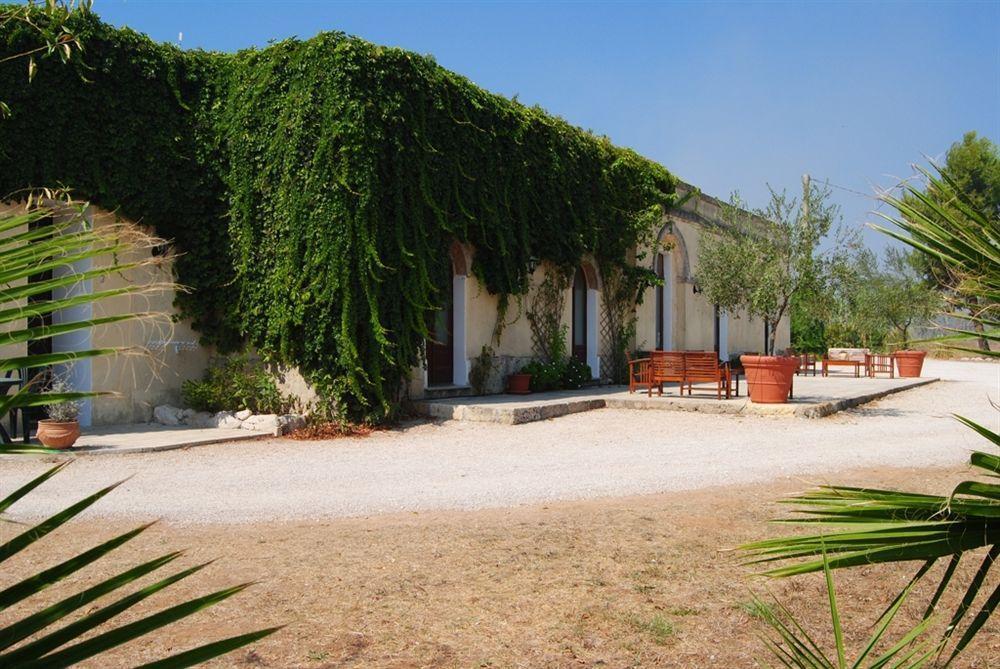 סאלבה Bio-Agriturismo Masseria La Palombara מראה חיצוני תמונה
