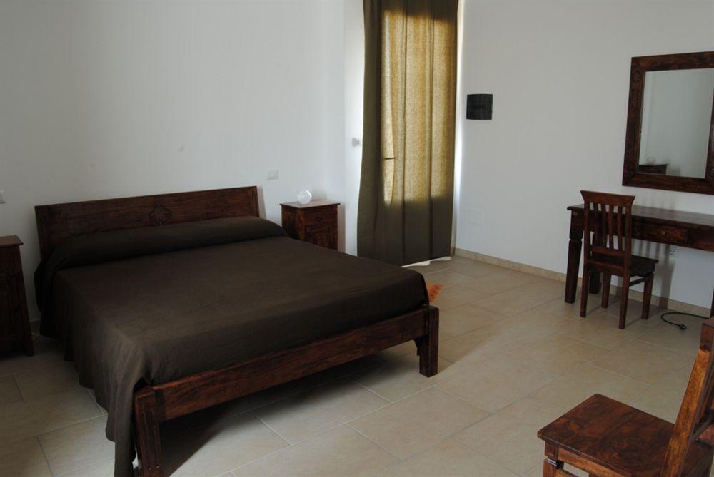 סאלבה Bio-Agriturismo Masseria La Palombara מראה חיצוני תמונה