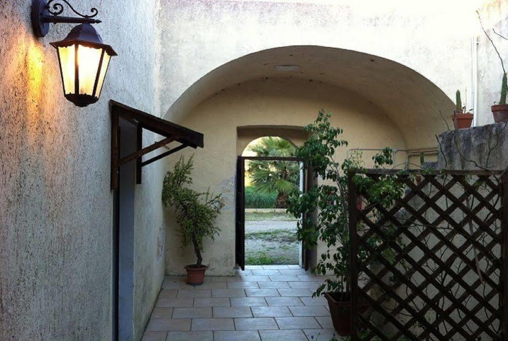 סאלבה Bio-Agriturismo Masseria La Palombara מראה חיצוני תמונה